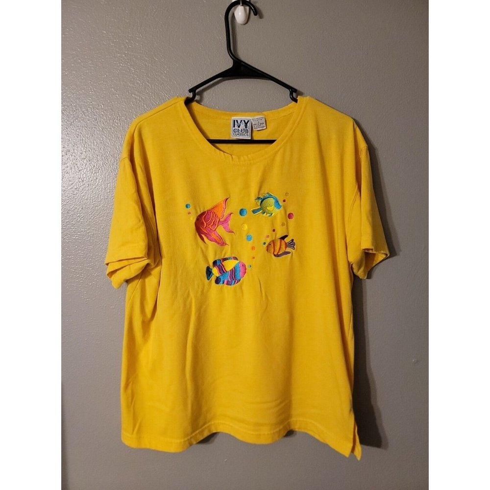 Ivy Club Classics Yellow Vintage T Shirt Women's Embroidered Fish Size L READ